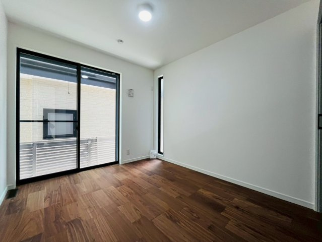【洋室】 | 豊島区長崎２丁目　新築戸建て | 【施工例】家族時間はもちろん、自分時間も大切にできる間取り