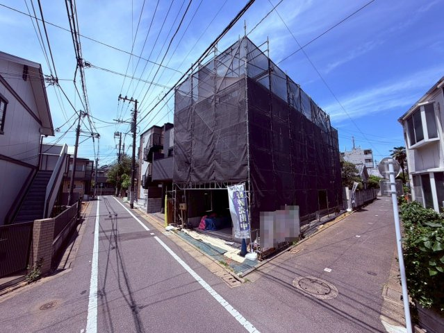 【外観】 | 豊島区長崎２丁目　新築戸建て | 【建築中】西武池袋線「椎名町」駅徒歩6分、利便性も良好の立地