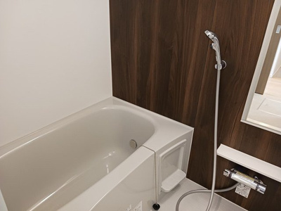 【浴室】 | クアドリフォリオ