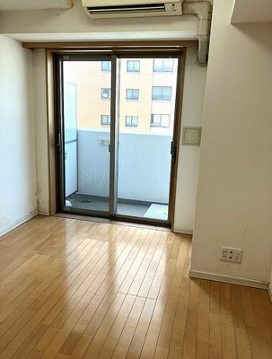 【居間・リビング】 | ロワール関内エナジス | 洋室約６畳