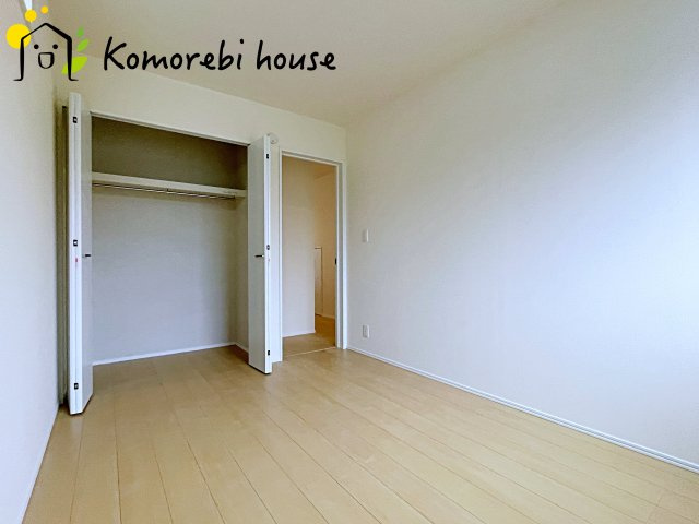 第7上尾西宮下　新築一戸建て　ハートフルタウン　Cの寝室|落ち着いた色調の寝室です