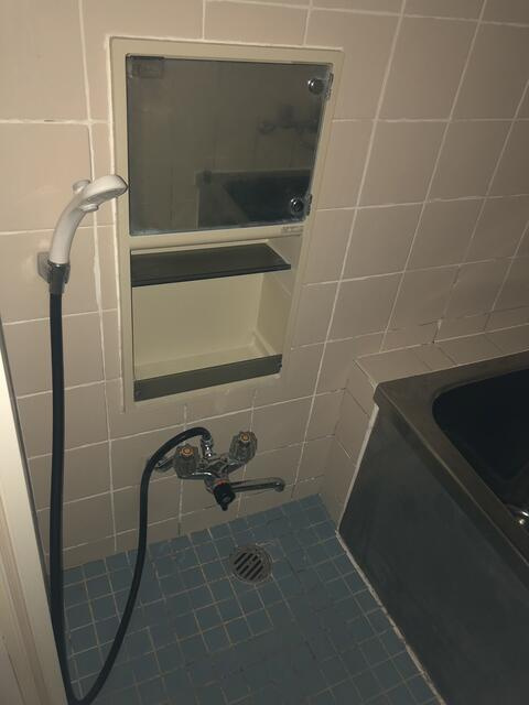 エンゼルハイツの浴室