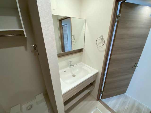 La　Maison高羽町の洗面所