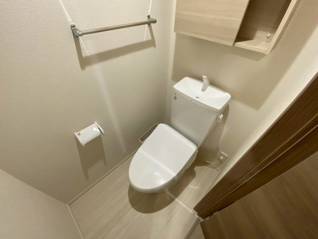 La　Maison高羽町のトイレ