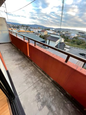 ハイブローデン龍ケ原のバルコニー