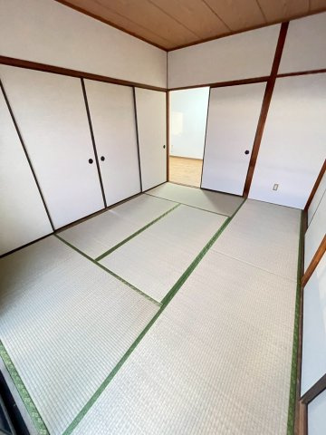 ハイブローデン龍ケ原の和室