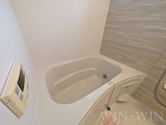 フィオーレ2016 Cの浴室