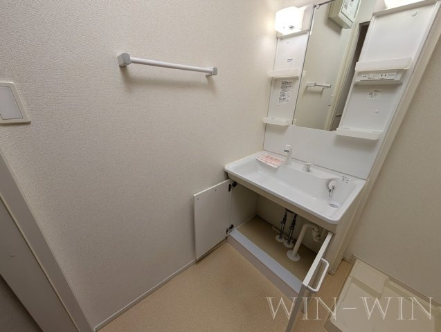 フィオーレ2016 Cの洗面所