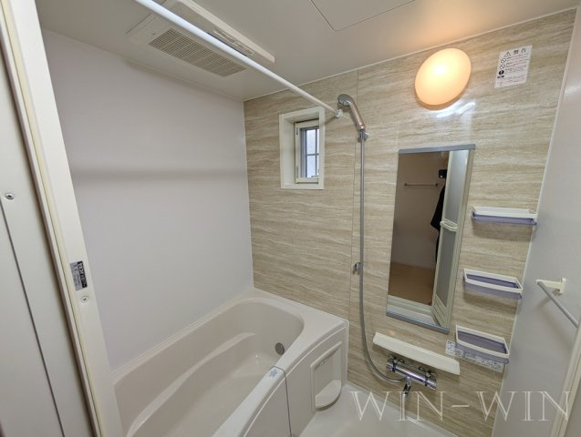 フィオーレ2016 Cの浴室