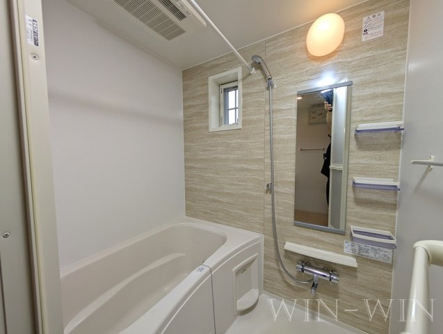 フィオーレ2016 Cの浴室