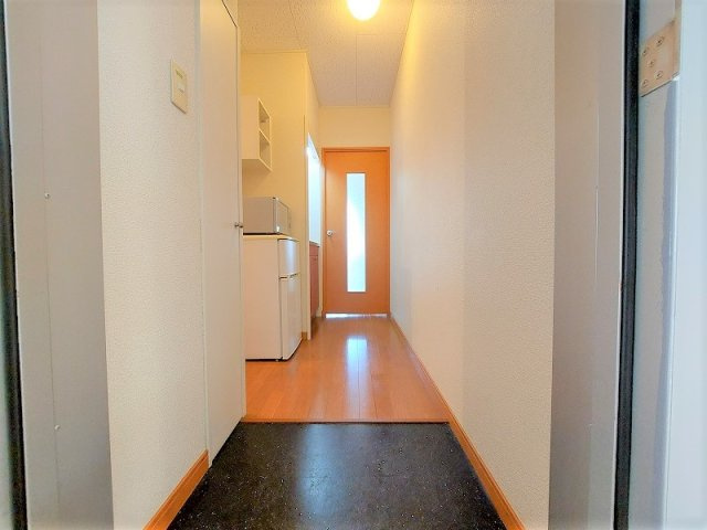 レオパレスホームランドの玄関