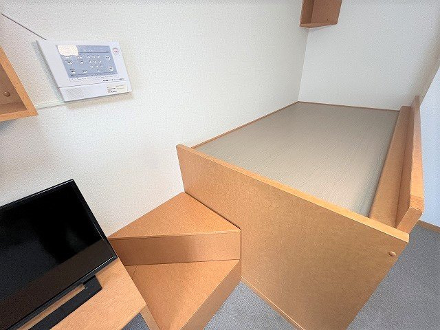 レオパレス福美荘のその他|備え付けベッド