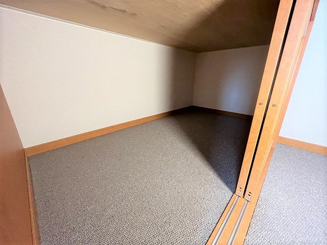 レオパレス福美荘の内装|ベッド下収納