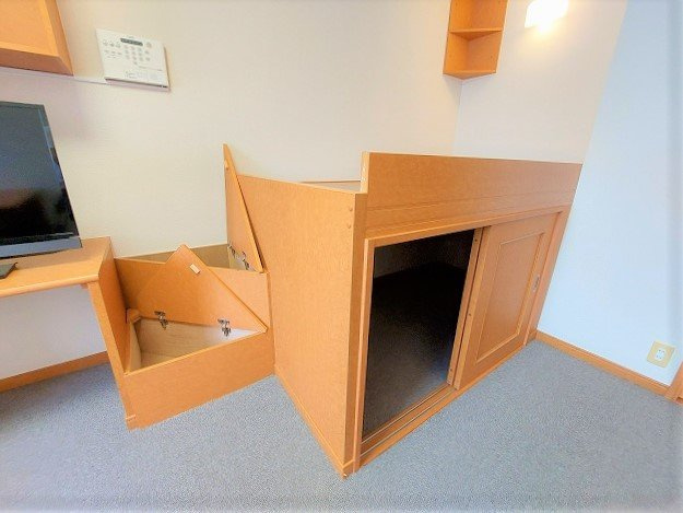 レオパレス福美荘の内装|ベッド下収納