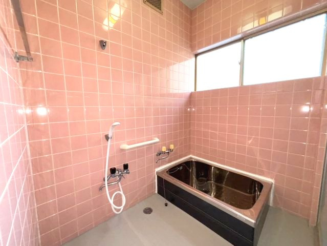 北条辻貸家　松山市北条辻の戸建賃貸の浴室|きれいなお風呂です