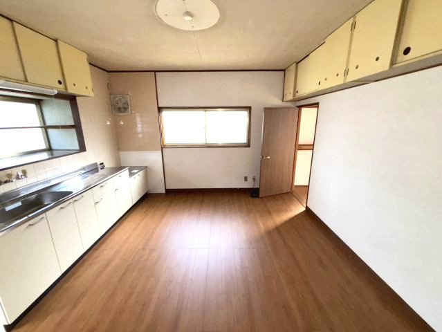 北条辻貸家　松山市北条辻の戸建賃貸のキッチン|使いやすいキッチンです