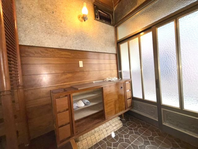 北条辻戸建の玄関|毎日通る玄関はこちらです