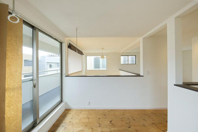 瑞江貸家の居間・リビング