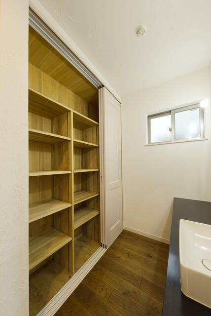 瑞江貸家の収納