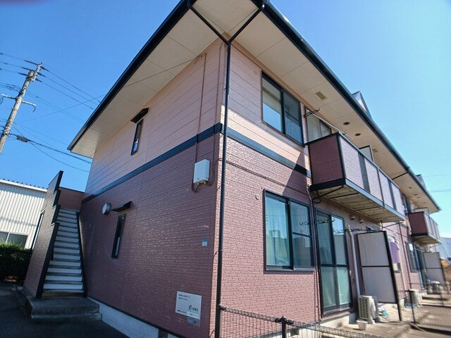 エクレール山本