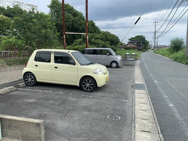 レオパレス小郡インターのその他