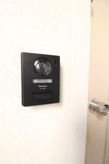 【セキュリティ】 | カメラつきインターホン
