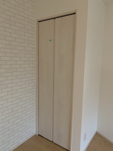 千葉市花見川区検見川町３丁目のアパートの収納