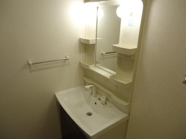 カーサ　フェリーチェの独立洗面台|洗髪洗面化粧台