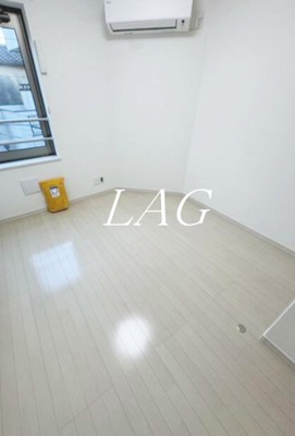 【居間・リビング】 | ラフィネ竹の塚 | 洋室のお部屋です。