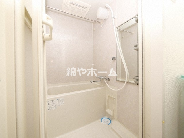 インボイス難波南レジデンスの浴室|お風呂で日々の疲れを落としましょう