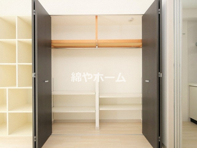 インボイス難波南レジデンスの収納|小物を収納するのに便利です