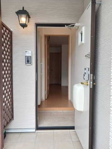 ガーデンヒルズＡの玄関