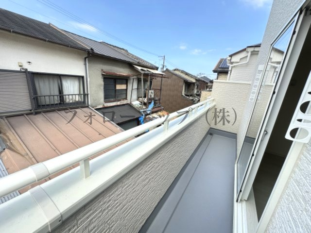 和泉市冨秋町２期のバルコニー|落ち着いた時間を過ごせるバルコニーです