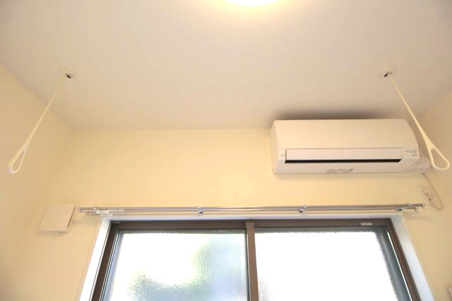 【設備】 | コモイルソーレ弁天 | 室内物干し