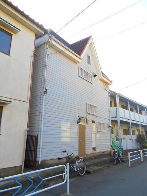 フラワーハイムの外観