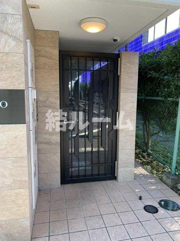 練馬区豊玉北６丁目の賃貸マンションのエントランス