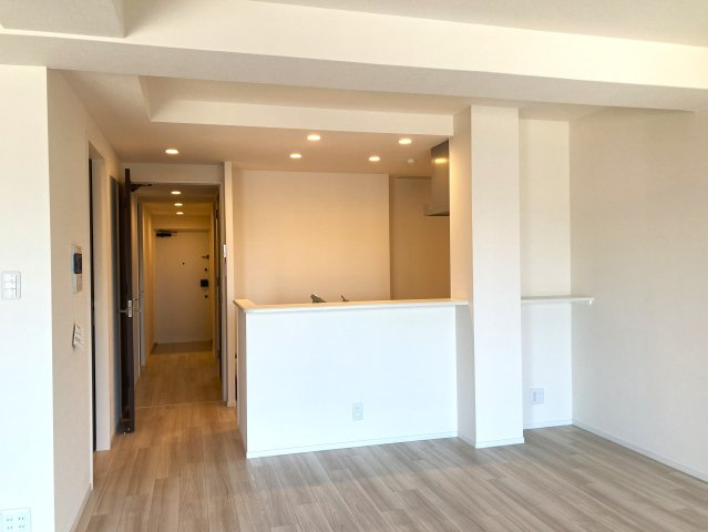 ペルシュ城山の居間・リビング