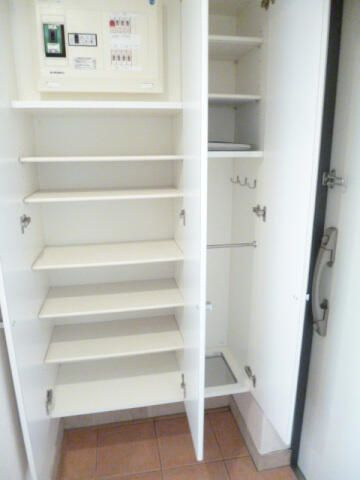 スカイコート新小岩の収納