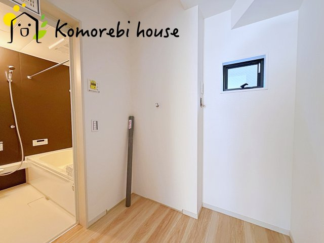 さいたま市北区日進町　32期　新築一戸建て　リガーレ　01の独立洗面台|2026/10/10撮影