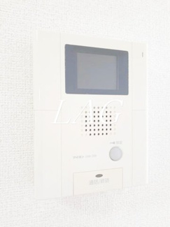 【セキュリティ】 | メルヴェーユ | モニター付きインターフォンです。
