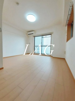 【居間・リビング】 | メルヴェーユ | 洋室のお部屋です。