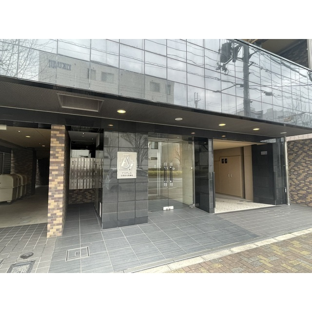 アスヴェル京都西大路御池のエントランス