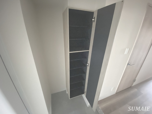 CEREZO TOKIWA st.の収納|シューズBOX