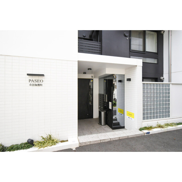 PASEO市谷加賀町のエントランス