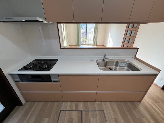 青葉台戸建のキッチン