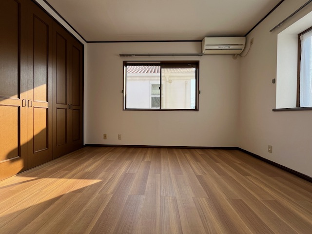 青葉台戸建の洋室