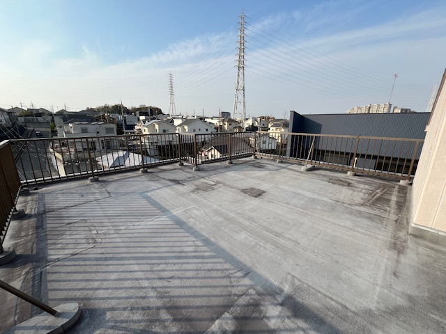 青葉台戸建のバルコニー