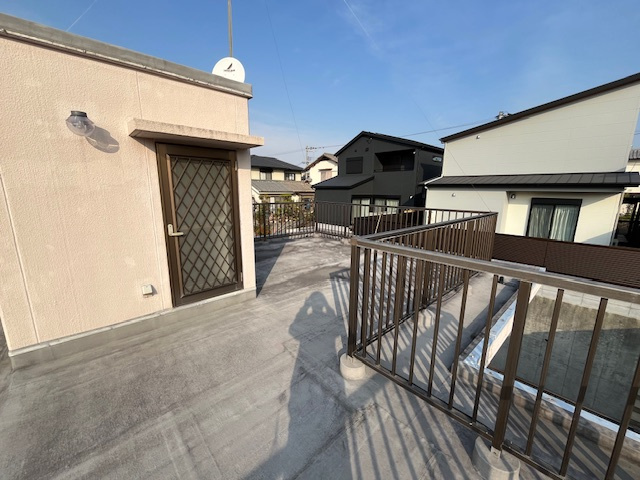 青葉台戸建のバルコニー