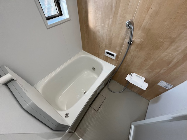 青葉台戸建の浴室