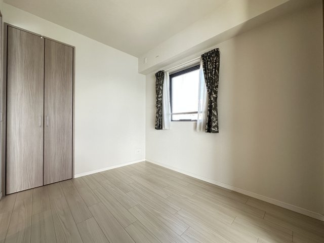 ワコーレ明石ブライトショアの洋室